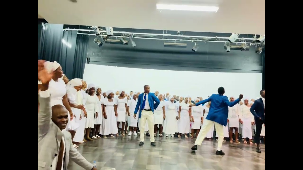 Ngingumvini oyiwona wona💙🤍👏