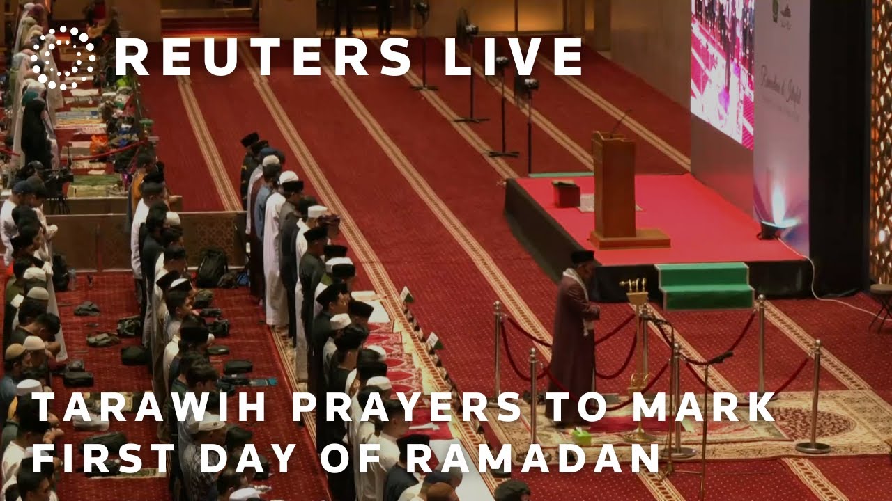 LIVE: Muslims hold Tarawih prayers to mark first day of Ramadan
