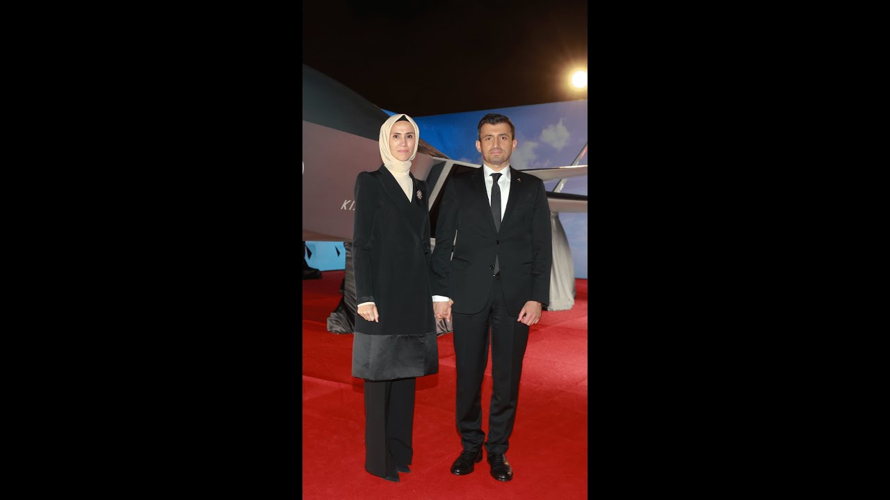 Bir Aşk Hikayesi ❤️ | Selçuk Bayraktar ve Sümeyye Erdoğan Bayraktar