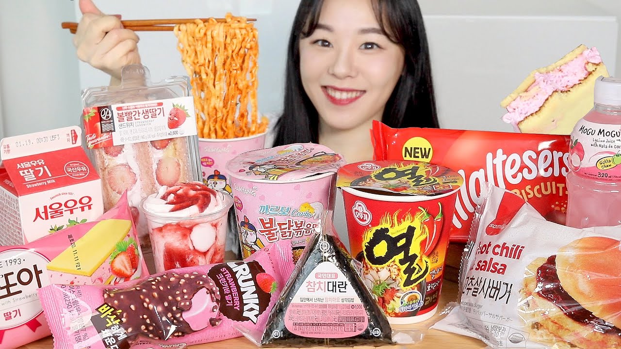 SUB) ASMR Корейский круглосуточный магазин Мукбанг 🍓 CVS Красная еда Десерты Ядерная лапша Бургер
