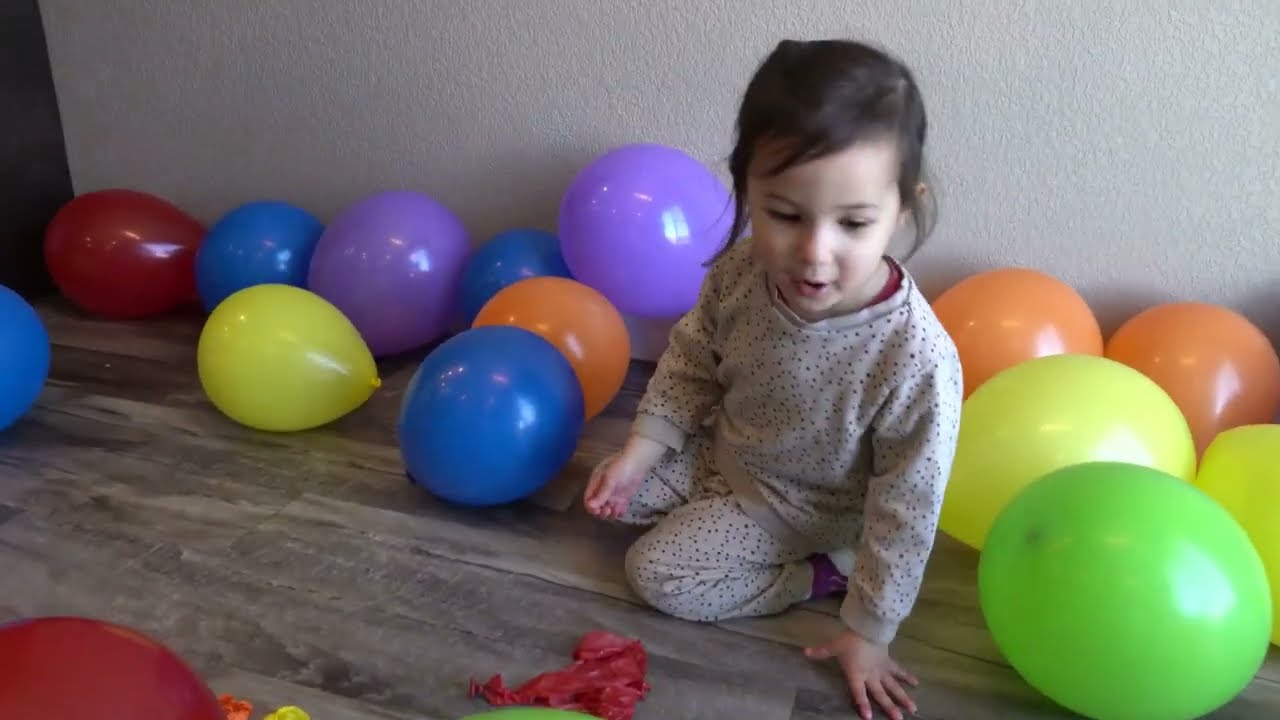 SURPRISE TOYS BALLOON POP CHALLENGE