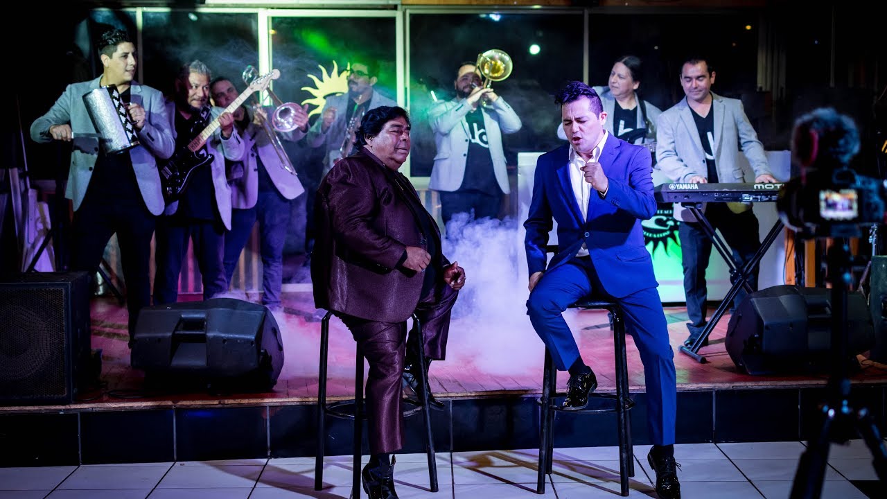 Villa Orquesta  Ft.  Melvin 