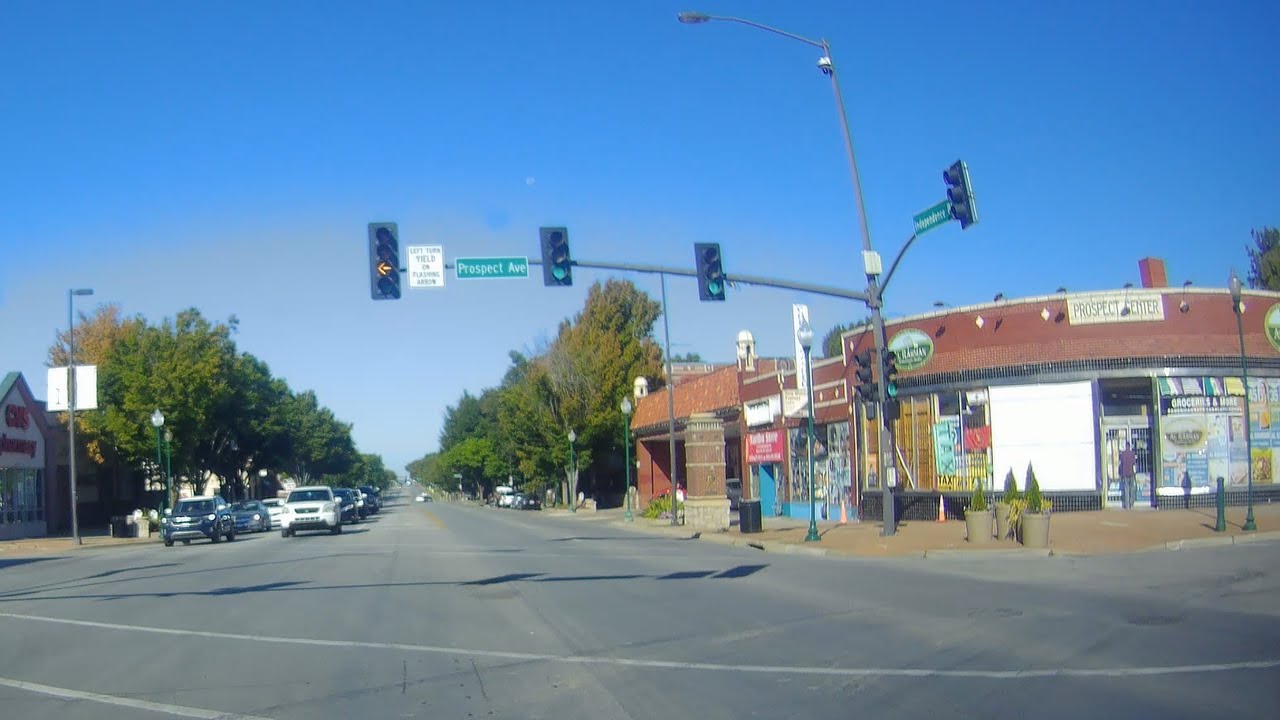 Driving In The Streets Of Kansas City, Missouri