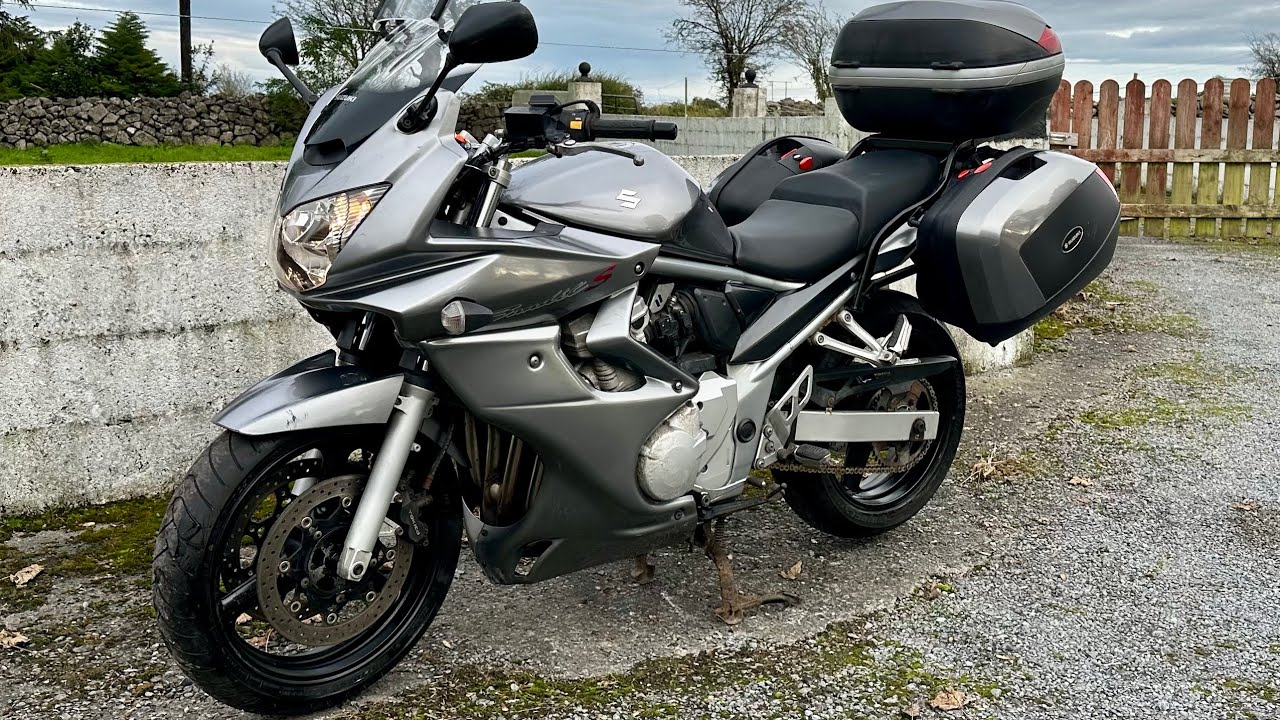 Suzuki bandit 650s 2011
