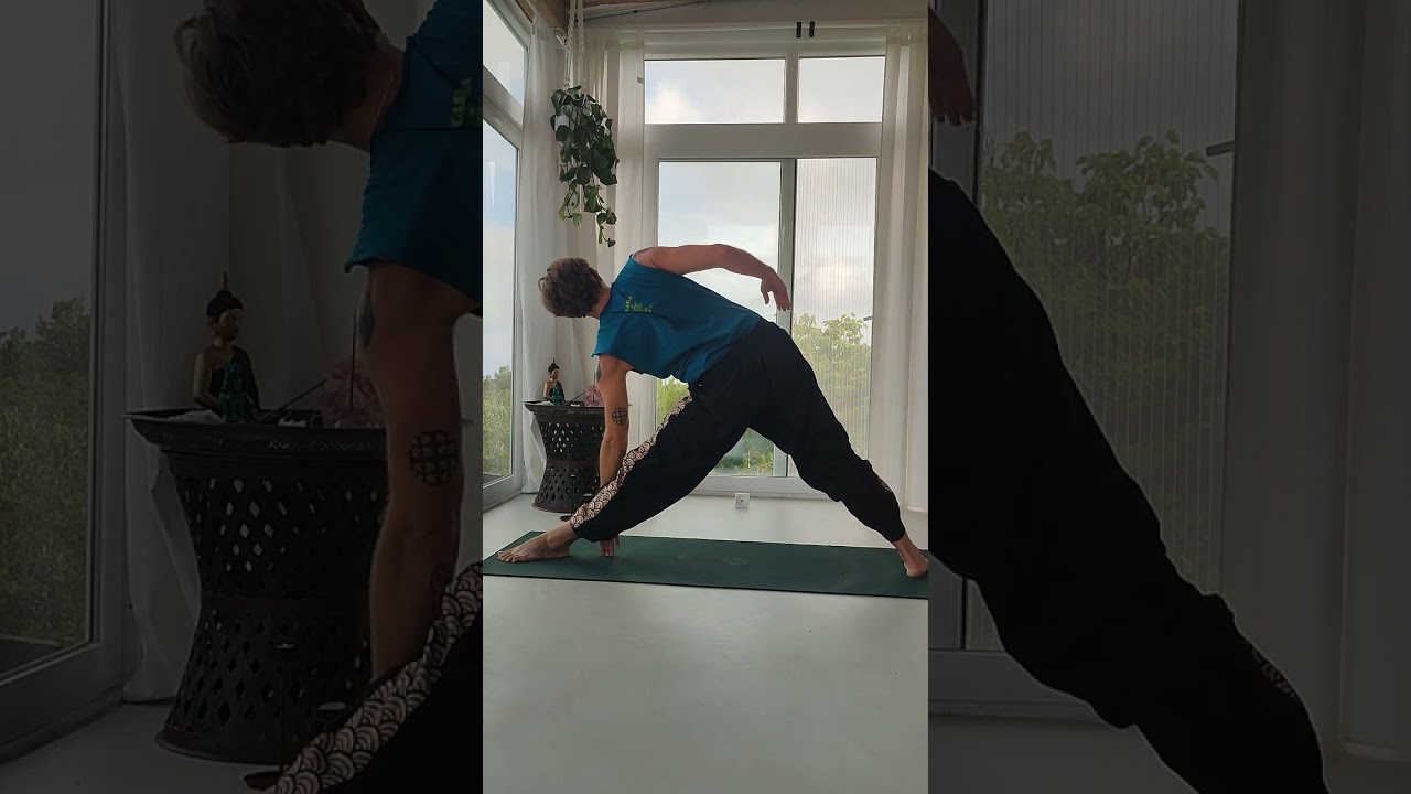Akasha Yoga  Surya Namaskar - 10 minutes morning practice 🙏