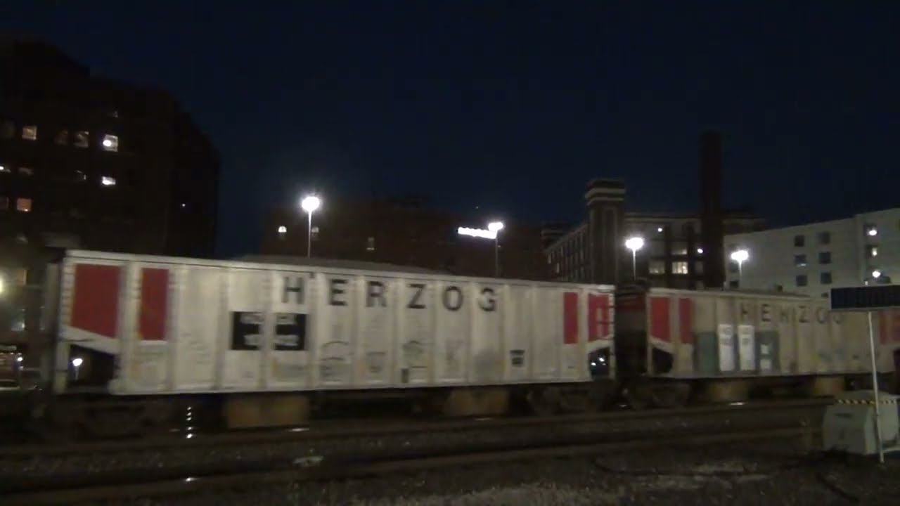 UP #8552 Leads WB Herzog Ballast Train. Kansas City, MO 11/16/24