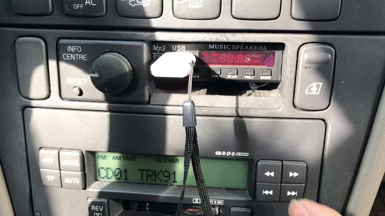 Volvo S40 HU-405 aux usb changer