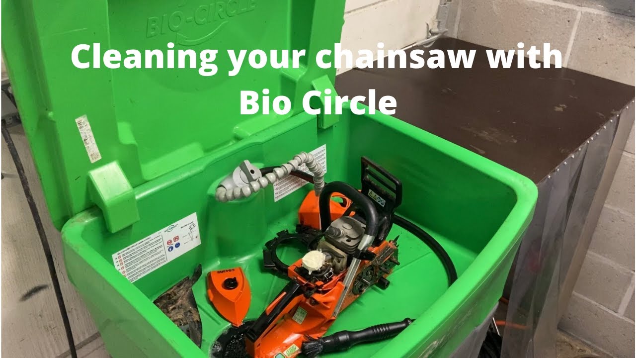 How to clean a chainsaw with a Bio-Circle cleaning station?