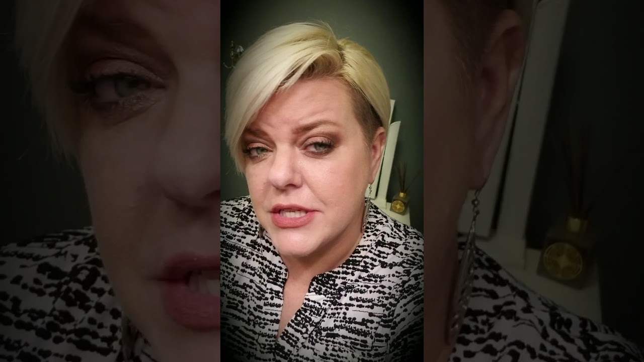 Monat dry shampoo review