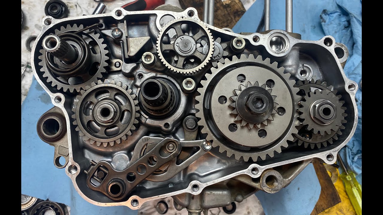 Honda CRF250X (CRF250R) Engine Internal Rebuild - Part 6