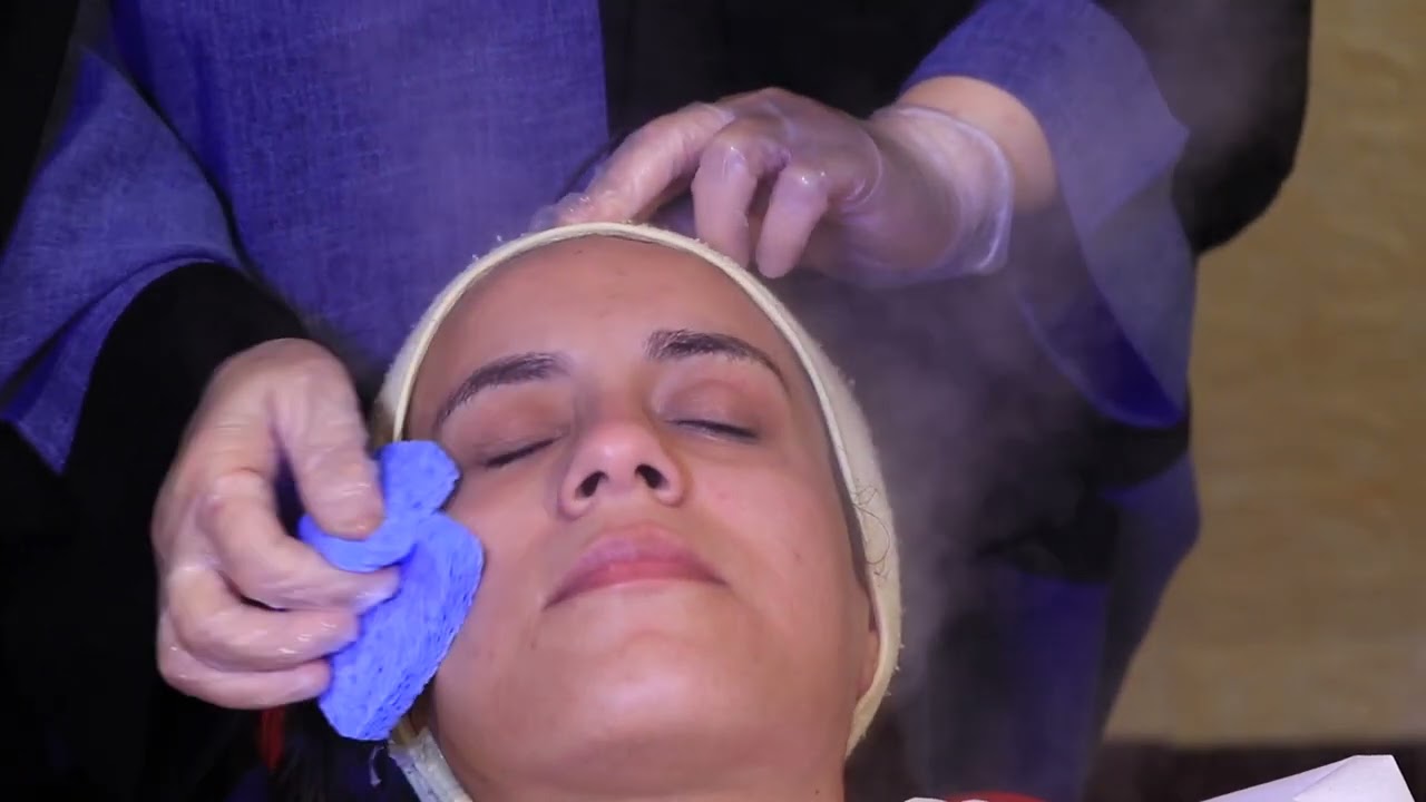 خدمة تنظيف البشره العميق