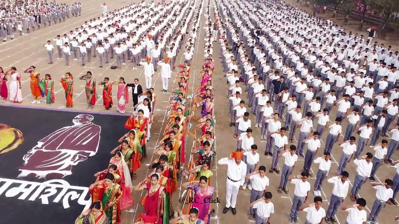 न्यू इंग्लिश स्कूल व कनिष्ठ महाविद्यालय,साक्री येथे 77 वा प्रजासत्ताक दिन उत्साहात साजरा.