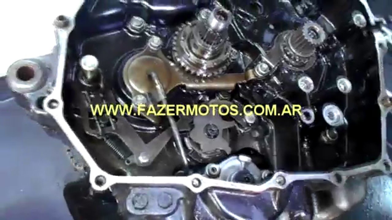 Décima parte  -  Desarmando en taller FAZERMOTOS Honda Transalp XLV 600 año 1989