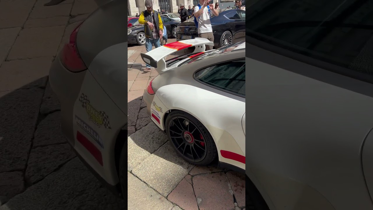 Porsche GT3 in Piazza Affari,Milano  #perte #carspotting #luxury #porsche #porschegt3 #supercars