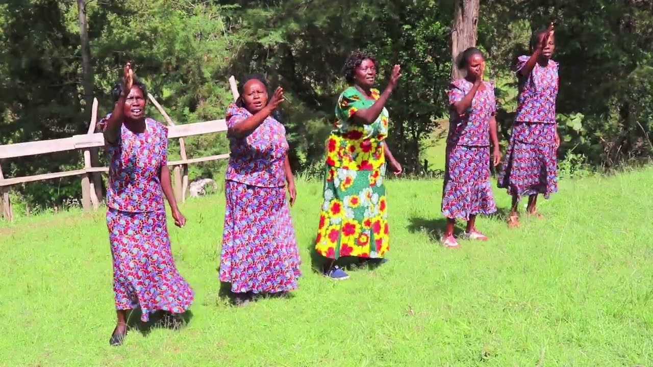 BOISIONIKUK  BABA  by  FGCK  KASISIT  CHOIR