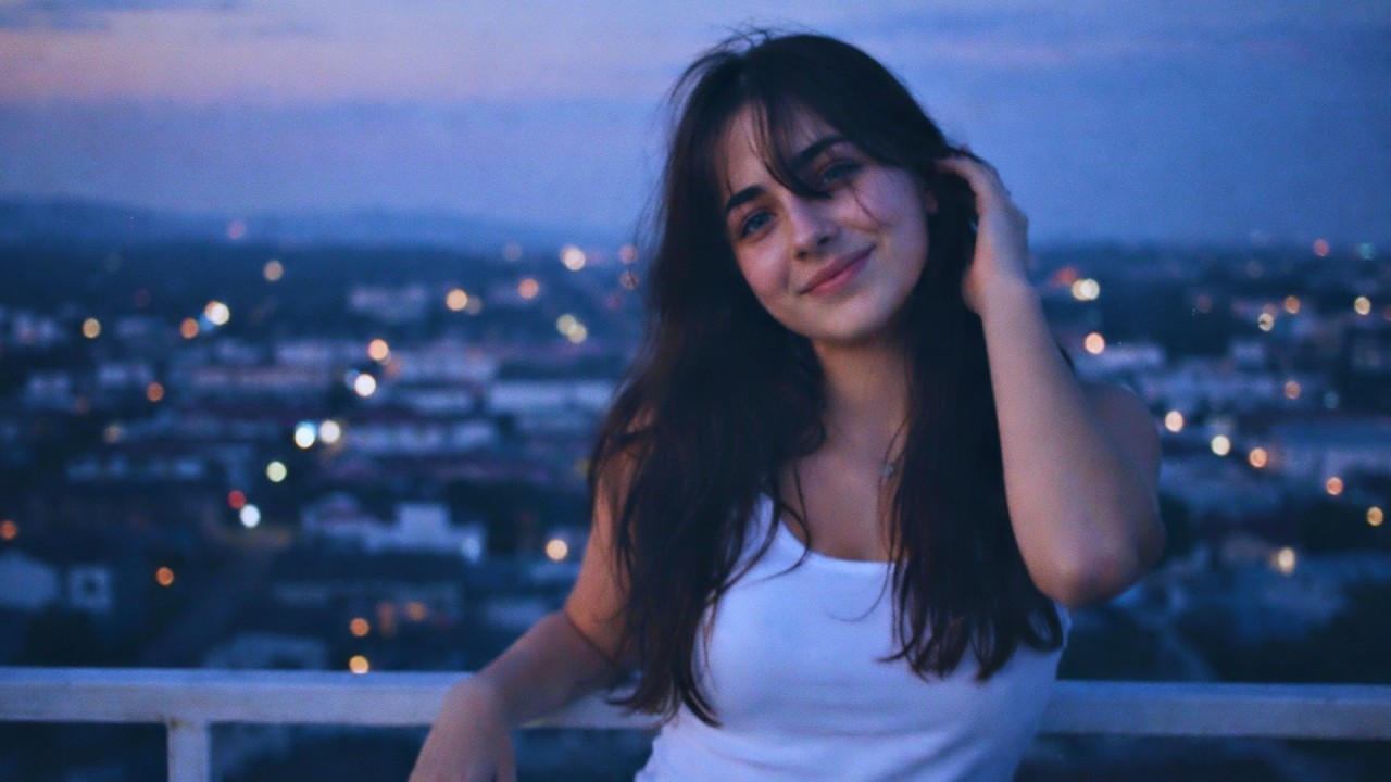 go to sleep and dream she’s still by your side
