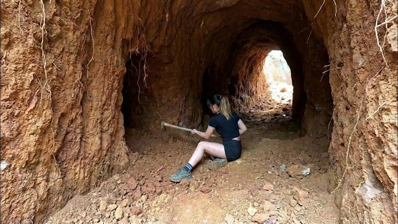 I Dug an Underground Survival Shelter by Hand