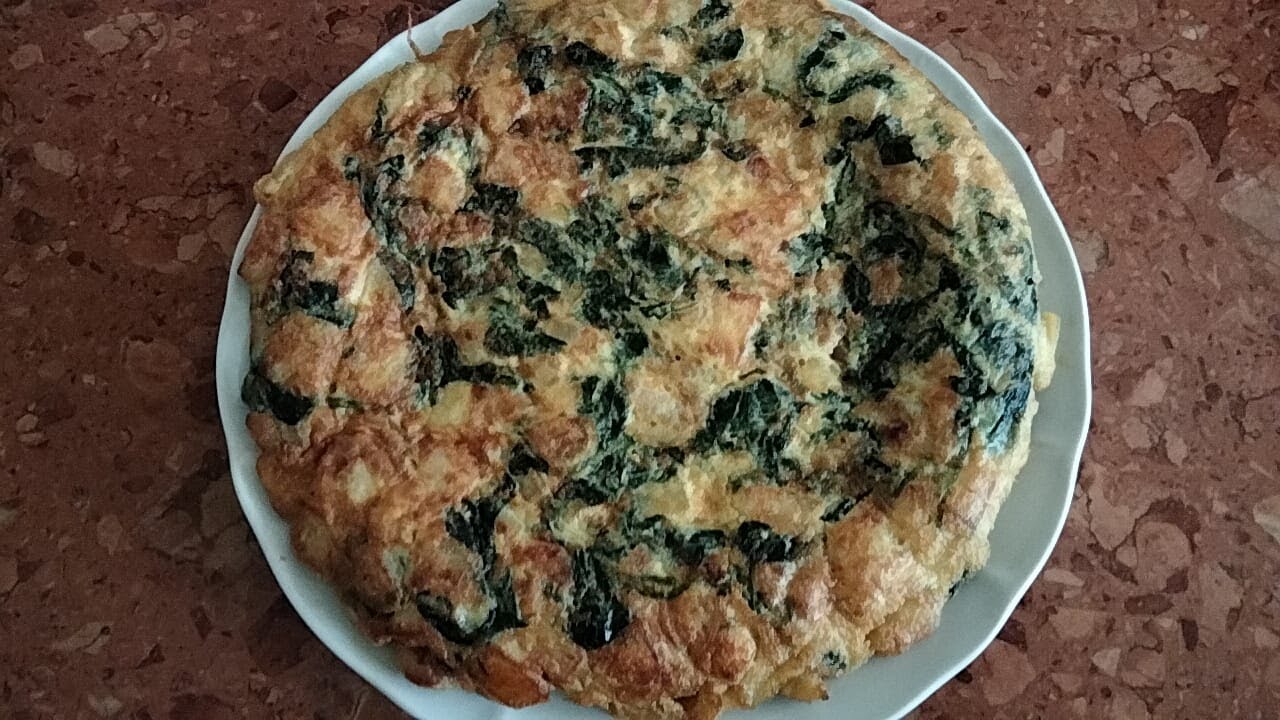 TORTILLA DE PATATAS CON ESPINACAS /FRITTATA DI PATATE E SPINACI @acocinarm-j1995