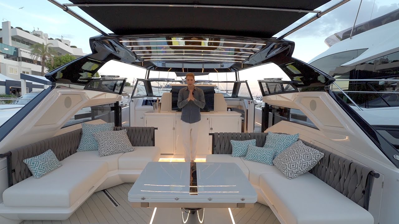 Visite d'une icône ! Sunseeker Superhawk 55 2024