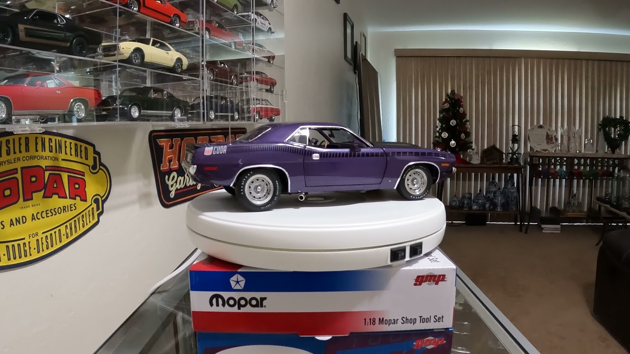1970 Plymouth Cuda AAR C7 Plum Crazy
