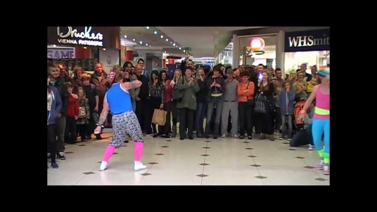 numnuts shopping centre