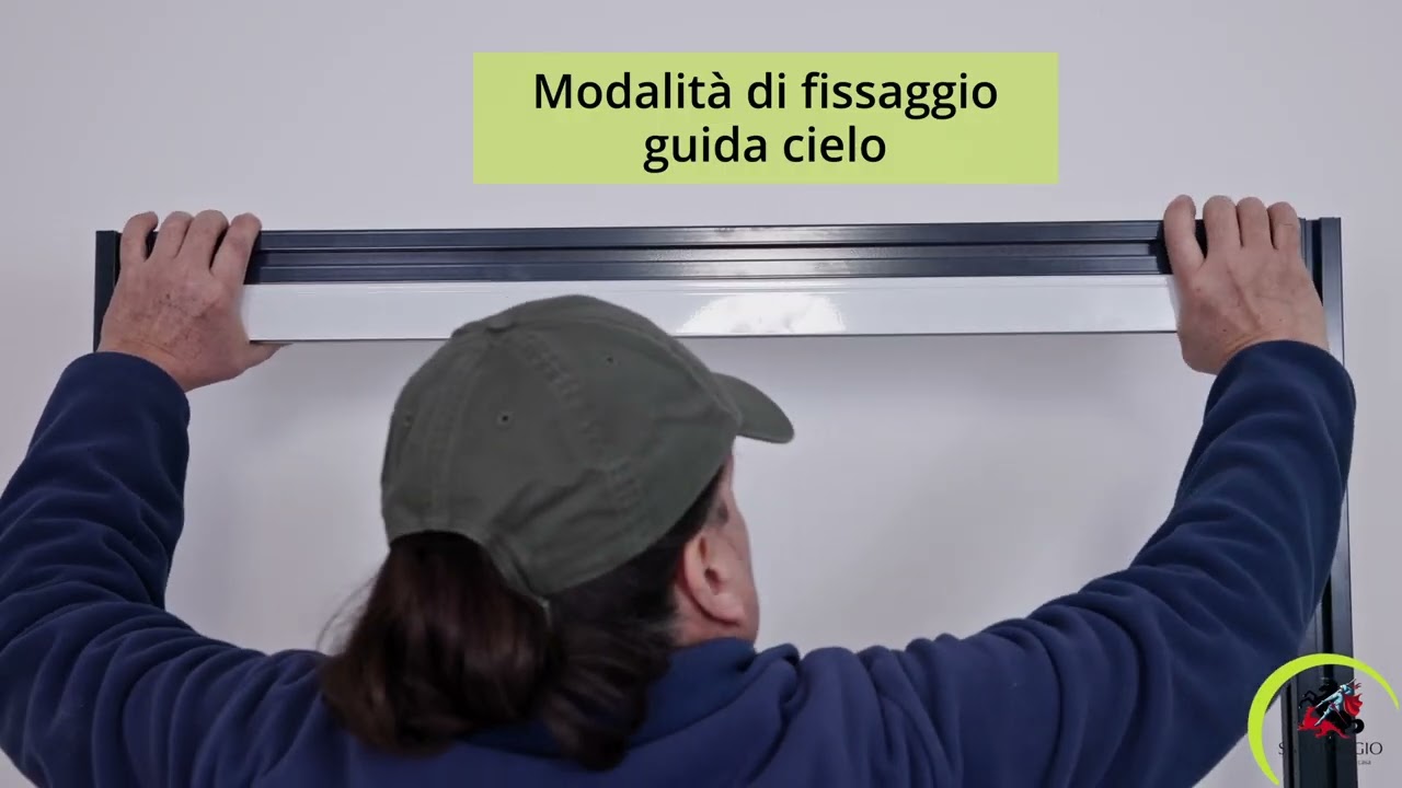 Come installare una Zanzariera Sangiorgio srl - Plissettata riducibile per porta apertura laterale.
