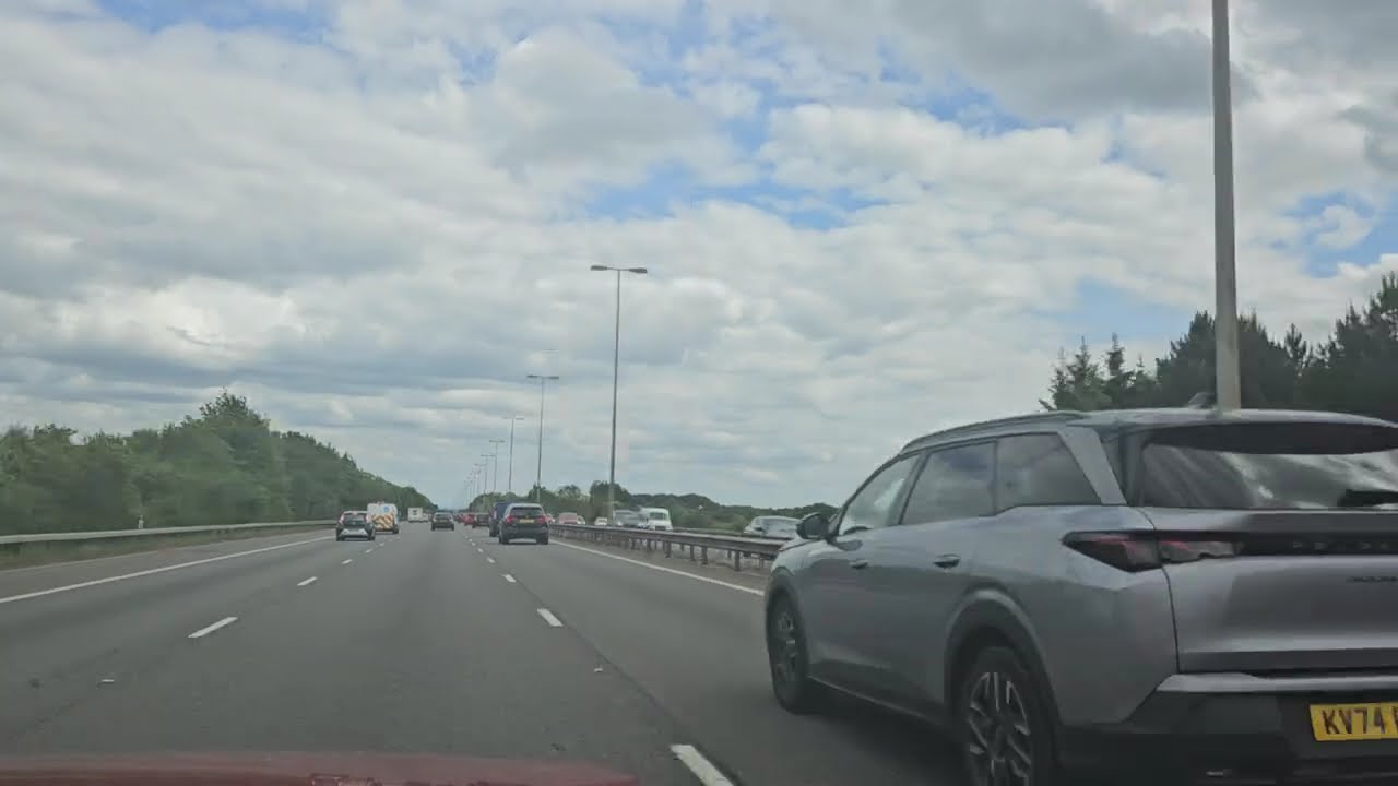 Timelapse - M40/M25 Bicester to Reigate Summer Drive