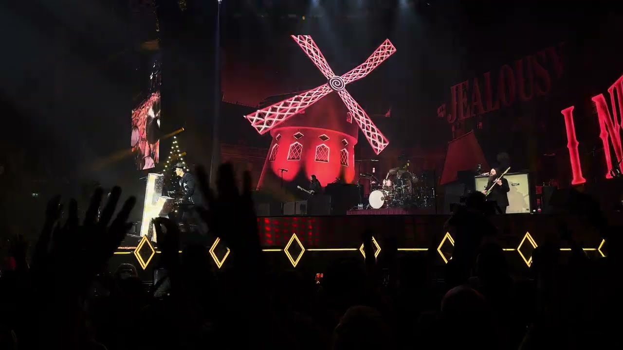 4|7|2024 - Mr. Brightside - The Killers - Rebel Diamonds Tour - The O2 Arena - London