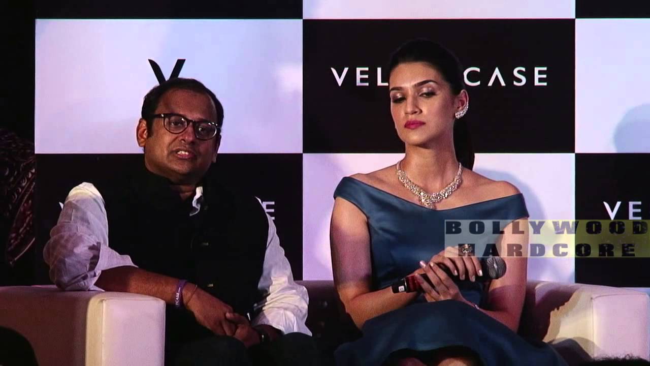 Kriti Sanon At Launch VelevetCase com Website 1