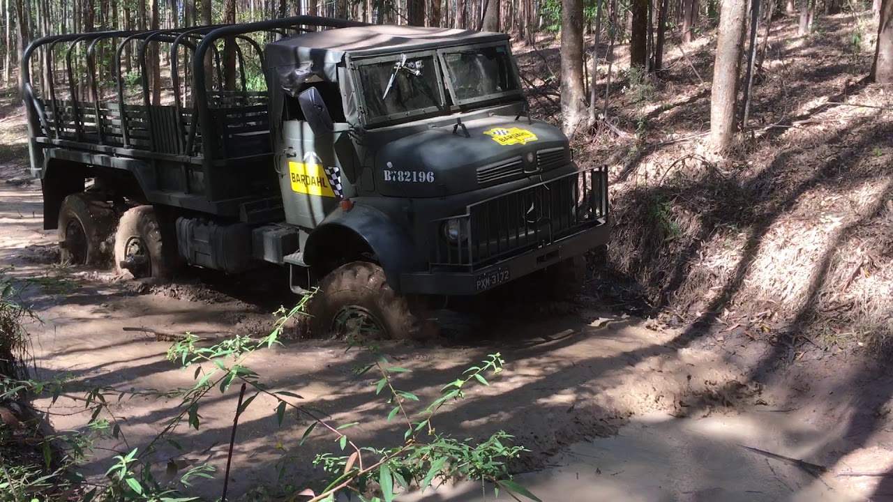 CAMINH&Atilde;O MILITAR MERCEDES BENZ 1519 - MAMUTE