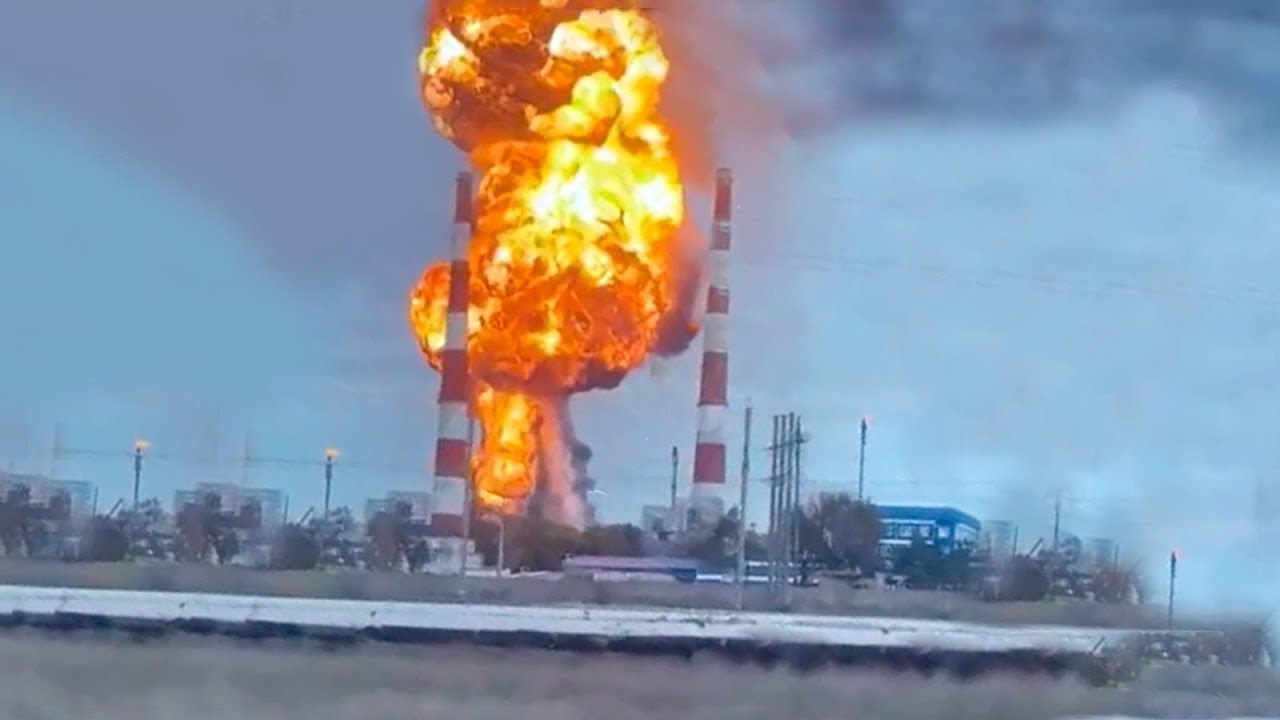 Wideo ukazuje ogromny pożar w dużej fabryce gazu i chemii w Orenburgu w Rosji