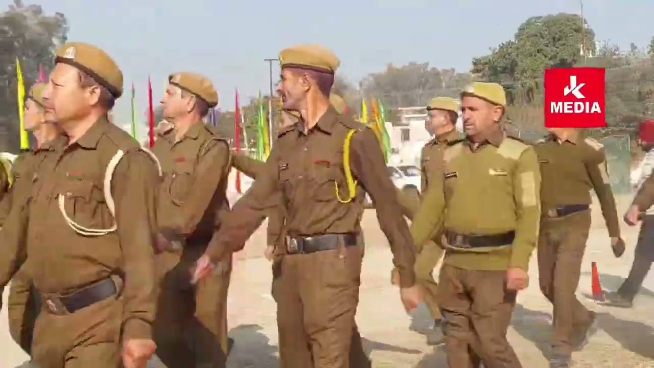 गणतंत्र दिवस रिहर्सल के दौरान स्पोर्ट्स स्टेडियम कठुआ में देशभक्ति और अनुशासन का प्रभावशाली प्रदर्शन