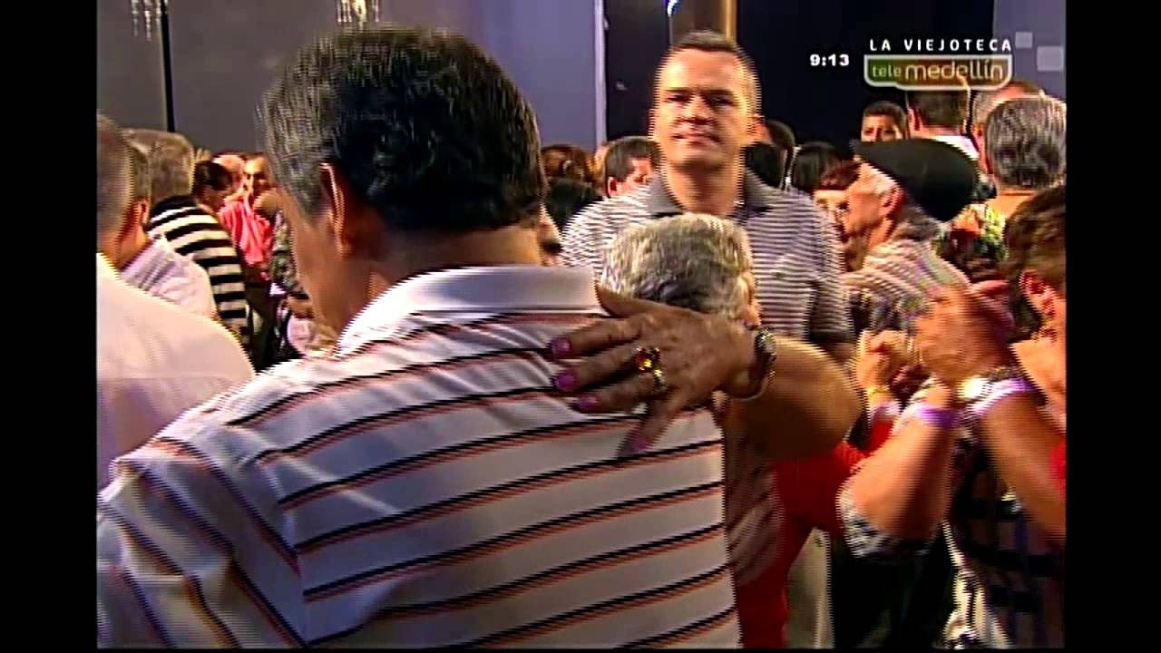 La Clásica Orquesta (Colombia) con Fabian Ortiz , saguate cumbia