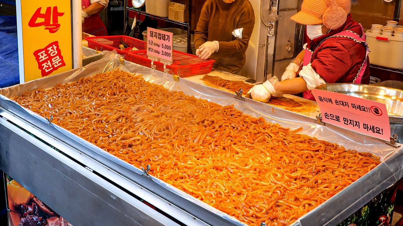 돼지껍데기 하루 40kg 완판?! 새벽 5시부터 준비하는 푸짐한 시장 족발집 Braised Pork Skin & Trotters - Korean street food
