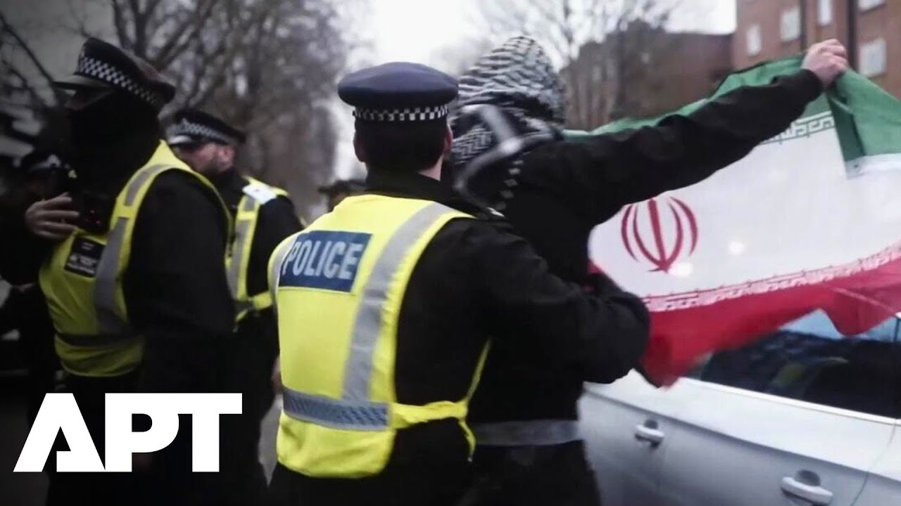 &lsquo;Blood Is Boiling&rsquo;: Rival Iran Protesters Clash Outside London Mosque, Police Step In | APT