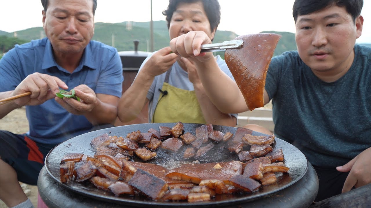 요즘 대세! 구워먹는 [[벌집돼지껍데기(Pig skin)]] 요리&먹방!! - Mukbang eating show