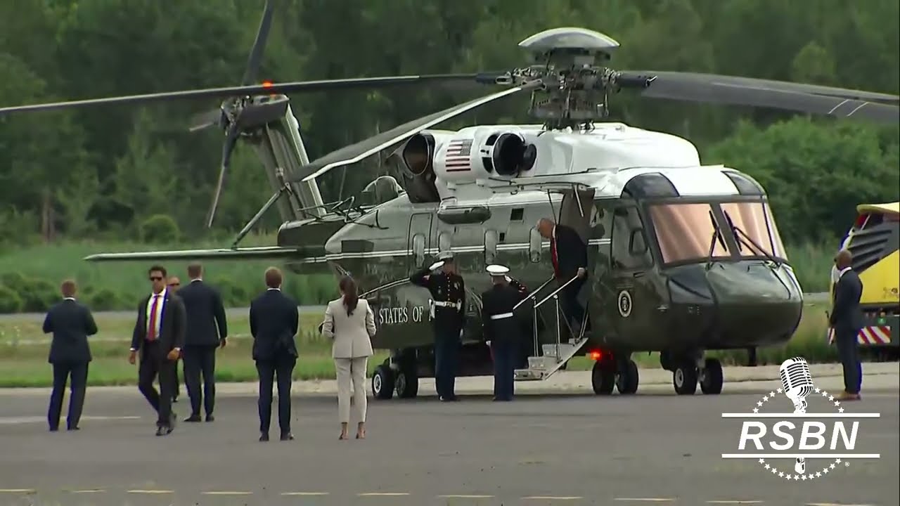 WATCH: President Trump disembarks M1 at Teterboro Airport enroute to FIFA Club World Cup. - 7/13/25
