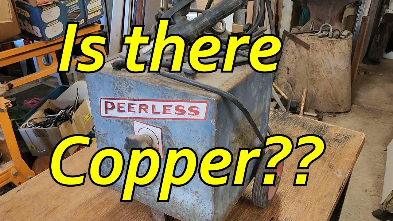 Scrapping out an old Electric Arc Welder for Copper, Scrap Metal, Parts + Recycling Options