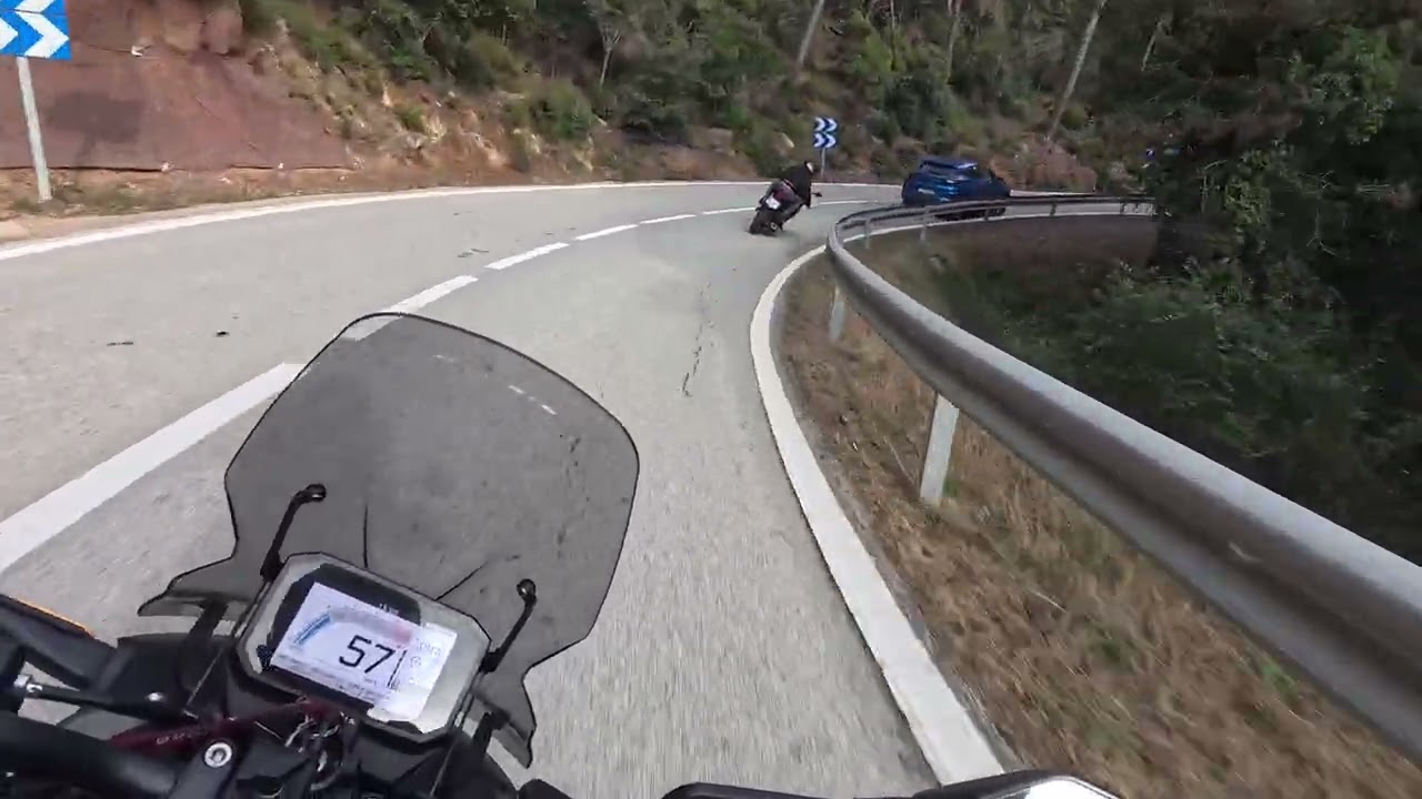 Honda CB750 Hornet. B-124 Calders a St.Llorenç Savall