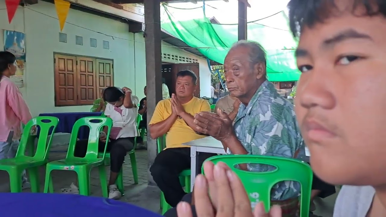 ทำบุญอุทิศส่วนกุศลให้อาถนอมที่อ.นาดูน จ.มหาสารคาม