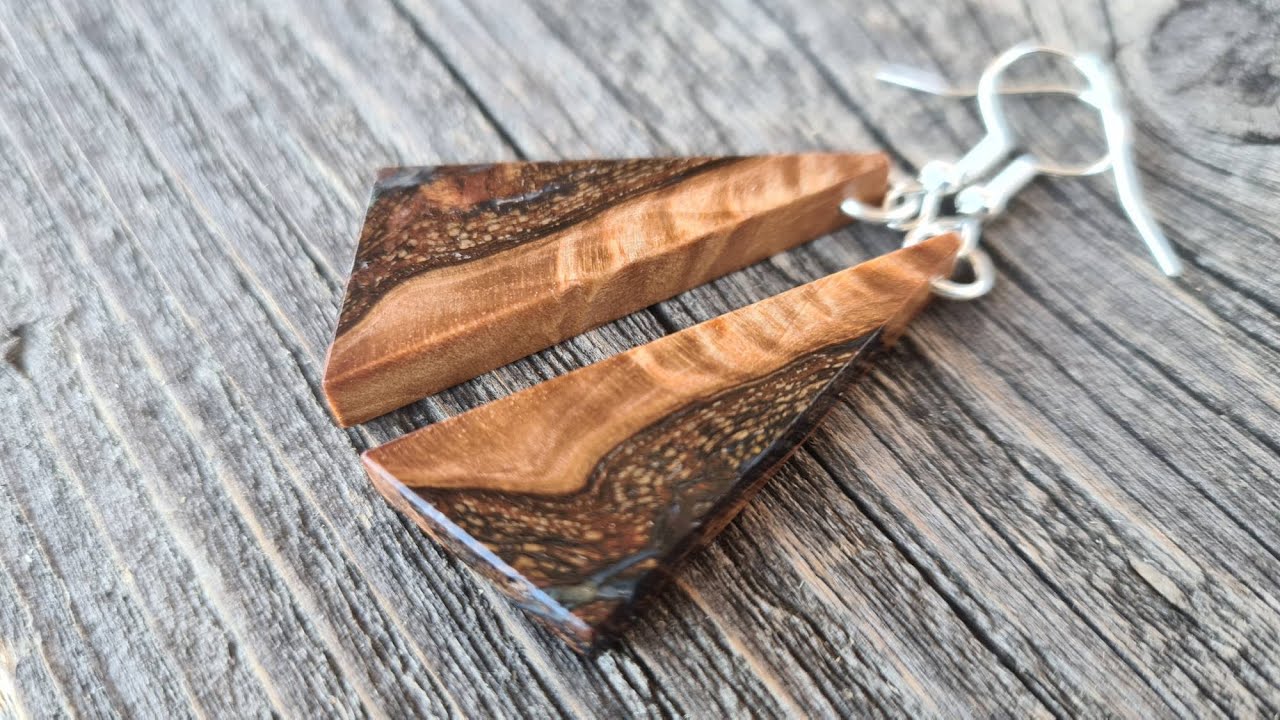 Earrings made of wood with epoxy resin / jewelry with your own hands.