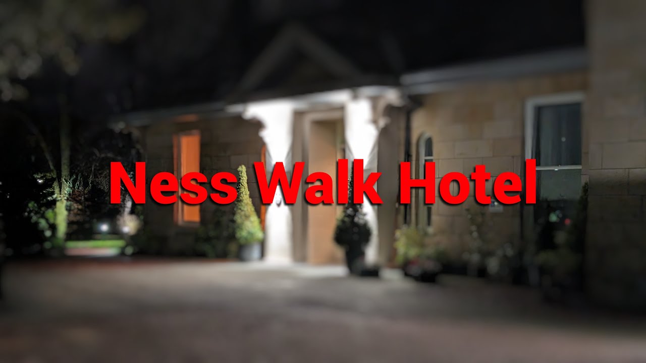 5* Scottish hotel : Ness walk hotel & Loch Ness boat tour