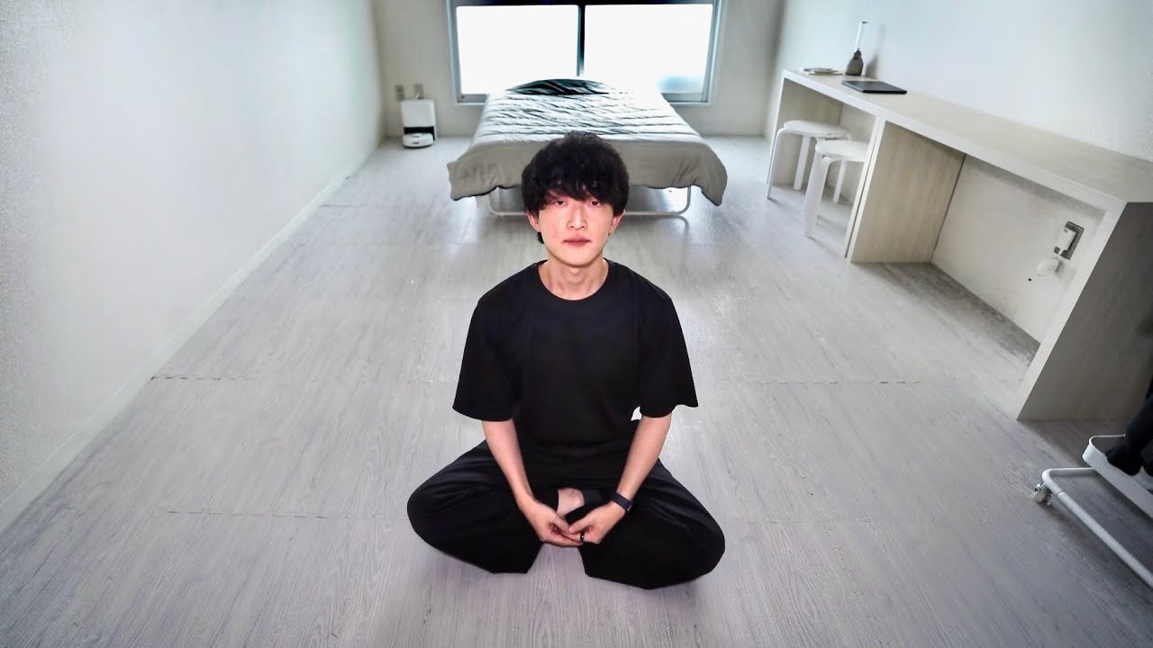 Meet Japan&rsquo;s Most Extreme Minimalist