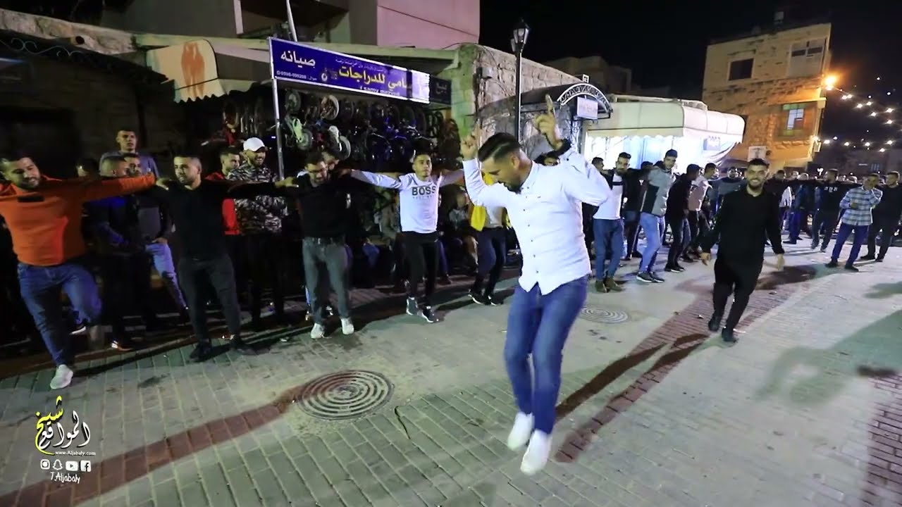 دبكة مع شباب عنبتا سهرة العريس محمد علي ( السوبر ) واحمد الكيلاني - عنبتا 2022