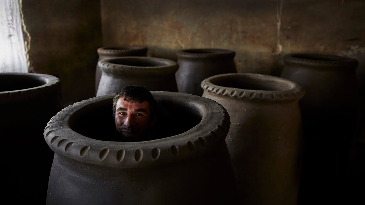 The Tonir Maker