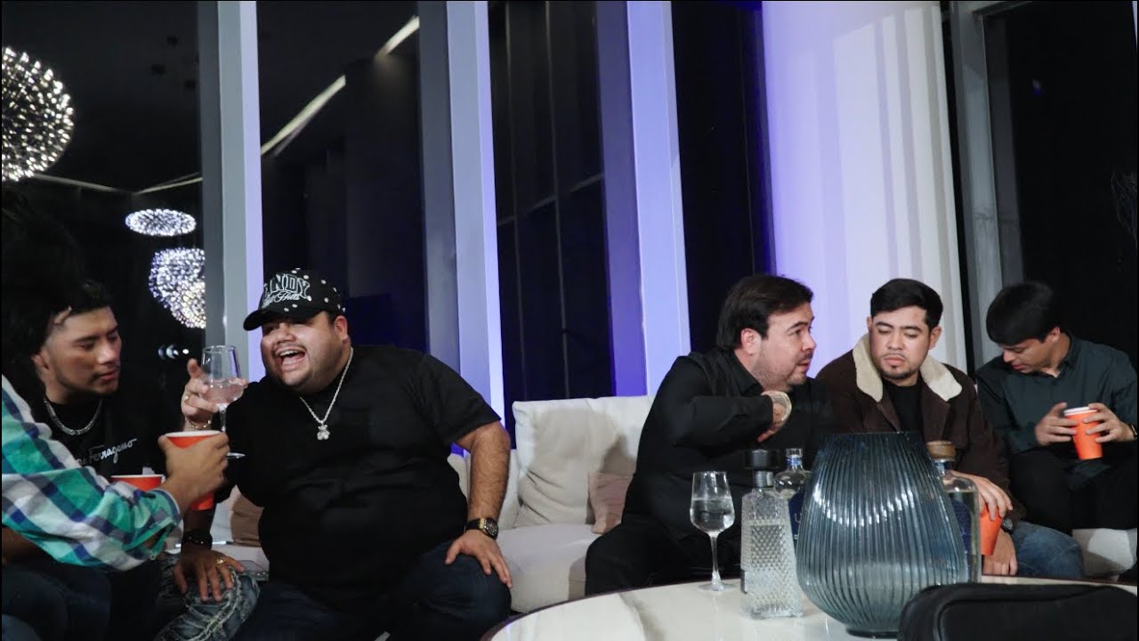 DETRAS DE CAMARAS DEL VIDEO DEL KIKO AVALOS SE PUSO ALGO BIEN EL COTORREO🤣‼️