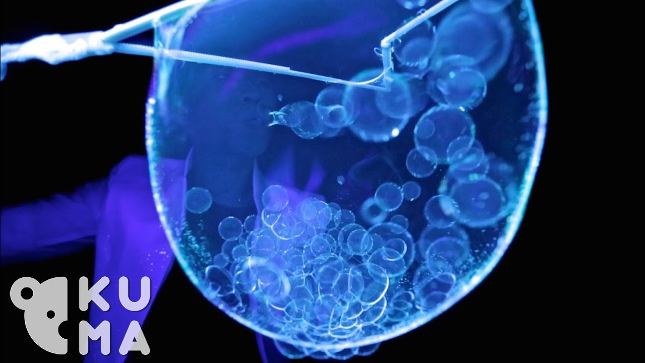 This Bubble Artist's Amazing Bubble Skills Will Blow You Away!