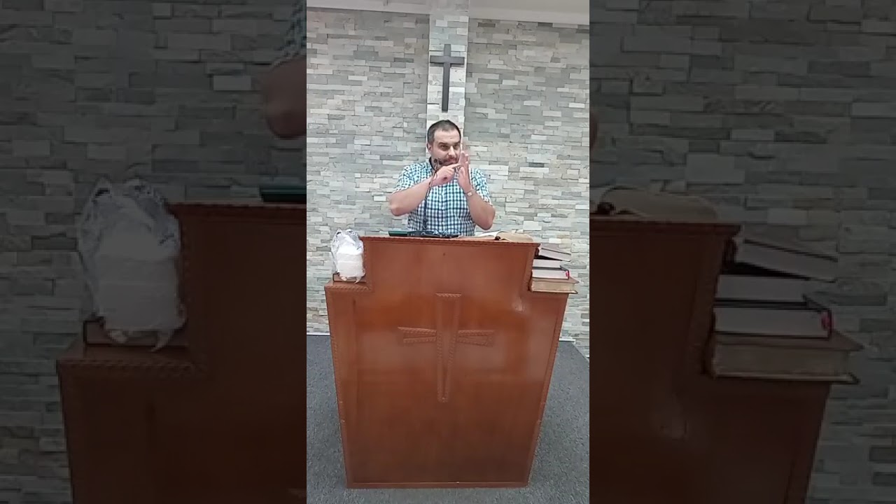 العظة مع القس الياس منصور بعنوان اعظم ارث ممكن ان يتركه الاب