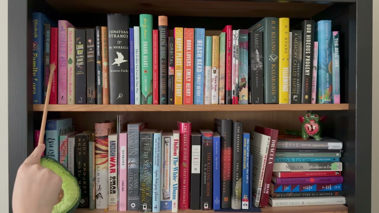 Bookshelf Tour ❤️