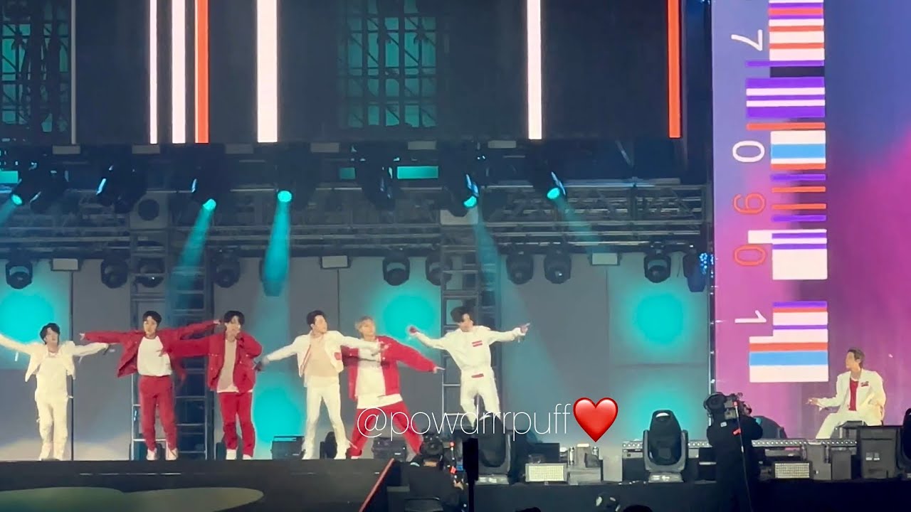 220416 - FANCAM - DNA - BTS PTD Las Vegas - Day 4 @ Allegiant - 4K 직캠